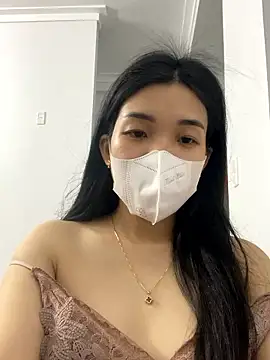 KieuLinh2k4 live cam on StripChat