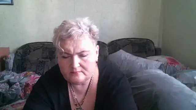 Lana555 live cam on StripChat