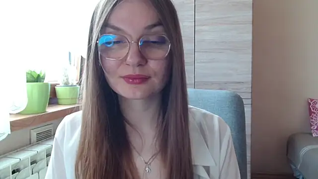 LooveELLYx webcam