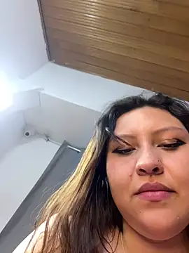 Larissa_Antonella webcam