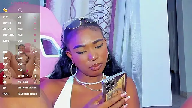 myblackdoope webcam