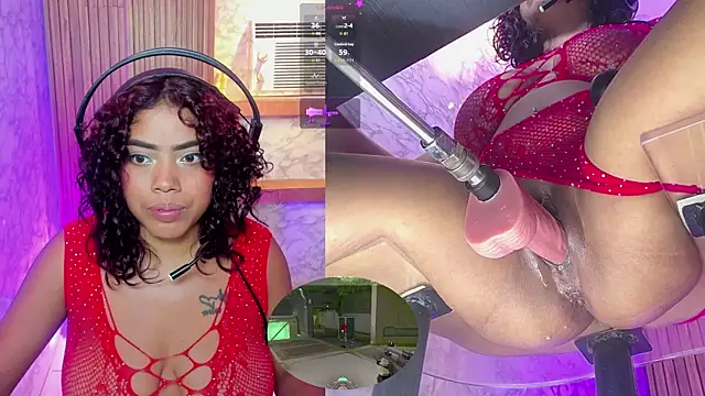 NinaCapelli webcam