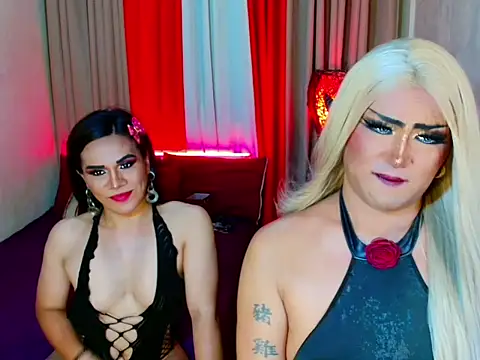 Wildest_Slave_Huntress webcam