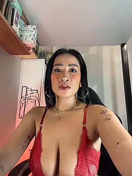 AsianMilfSheryl webcam
