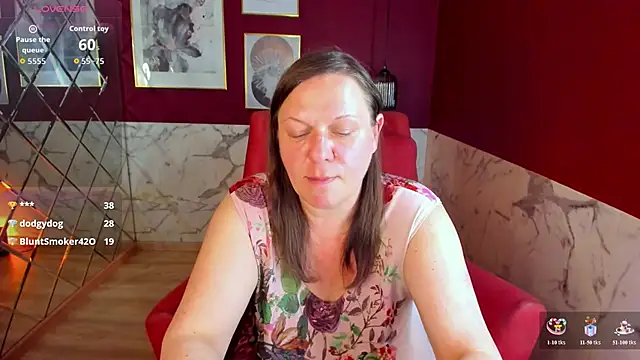 KellyPerfection webcam