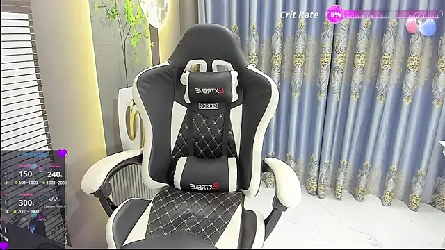 Naughty___asian webcam