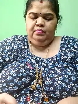 tamilthanushri webcam