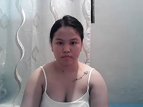 ThePrettySecret camgirl profile preview on Stripchat