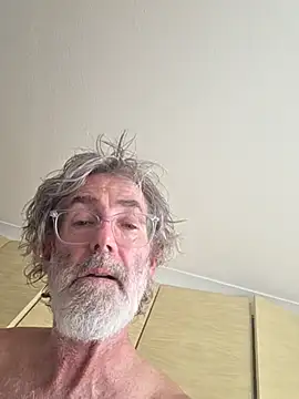coolfuntimes (M mature) - exposing cock and face as i edge