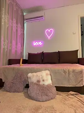 Sabrinedivinee webcam