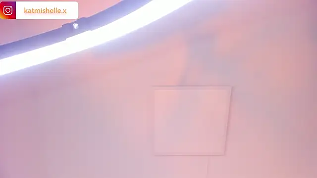 _mishelle webcam