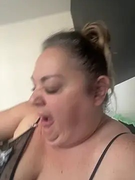 MikyVesela webcam