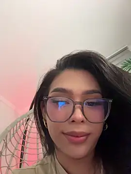 Samantha_Bernardo webcam