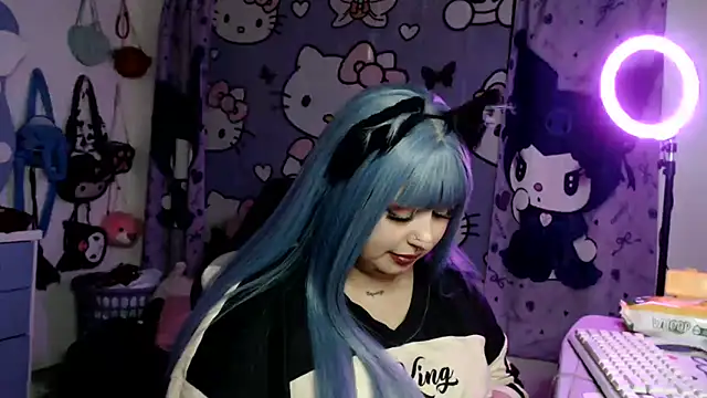 lussyevans24 webcam