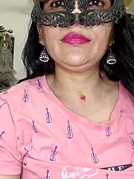 BhabhiPooja69 webcam