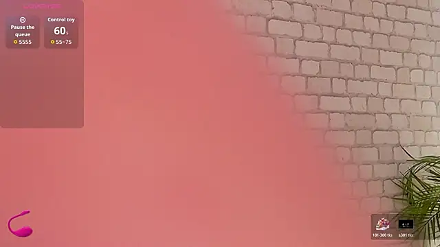 PhantomLace live cam