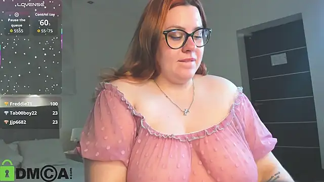 Valery_Grand webcam