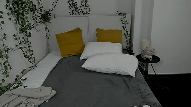 BlondeSambuca webcam