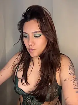 Angellique_24 webcam