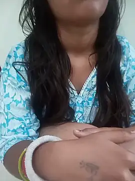 Meenakshi_rajput webcam