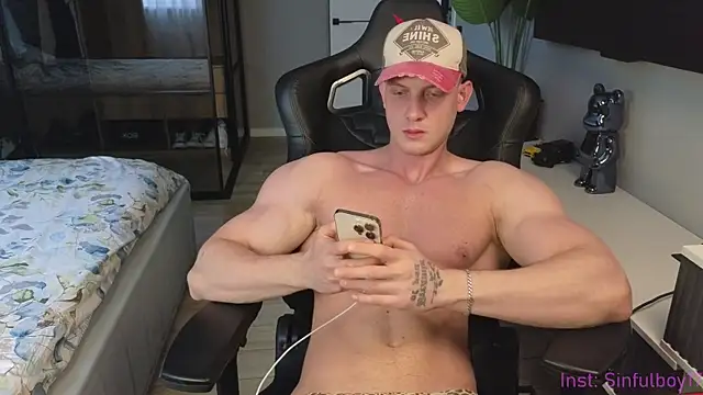 richard_mils (M young) - Flex show
