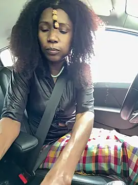 ShantelSexyYoungMilfie webcam