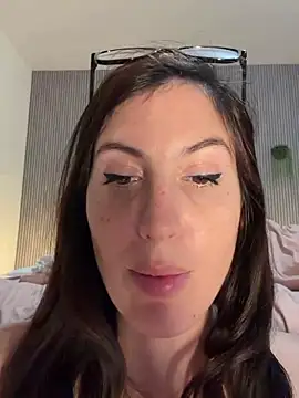 MysteryGirl__ webcam