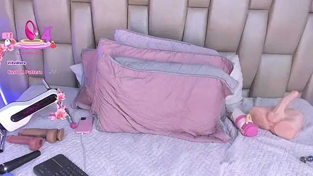 Sweet--Zoe webcam