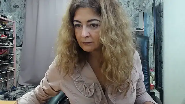 Helen1974 webcam