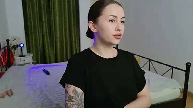 VioletCatt webcam
