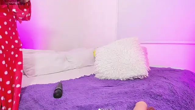 karly_rioss webcam