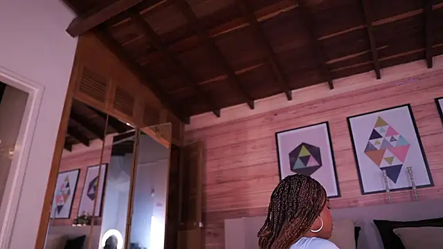 ariafoster (F young) - Zoom my pussy + caresses 🔥😏💋