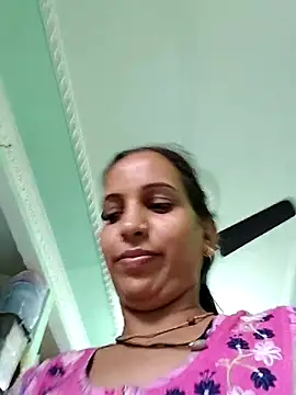 Sexy-Kajal2 webcam