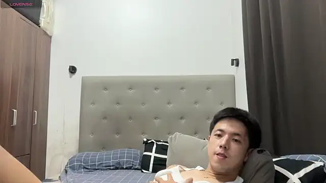 Addictiveboi webcam