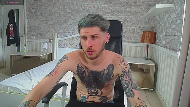 JonahShaw webcam