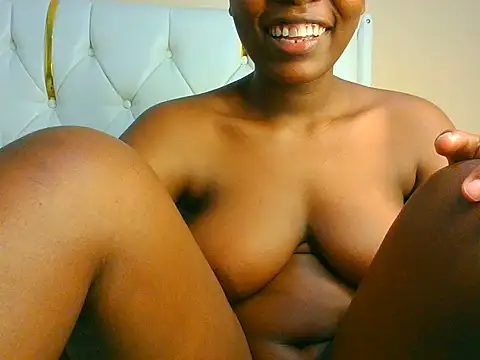 spicyboobs66 webcam