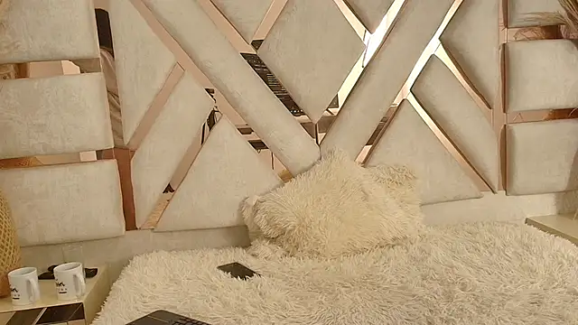 Candy__dim webcam