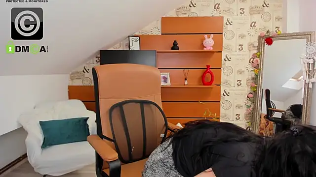 EmillyTaylor webcam