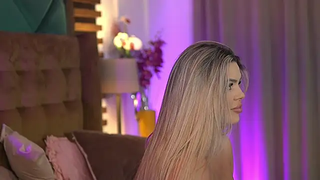 SophieBoobsX webcam