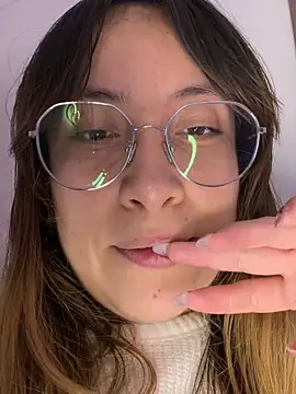 NyxAndria_1 webcam