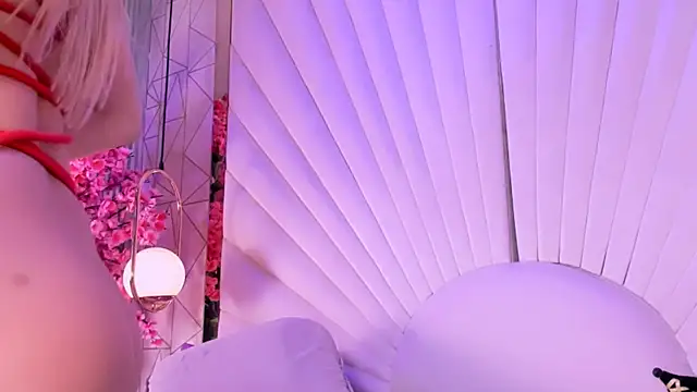 VesperVelvet webcam