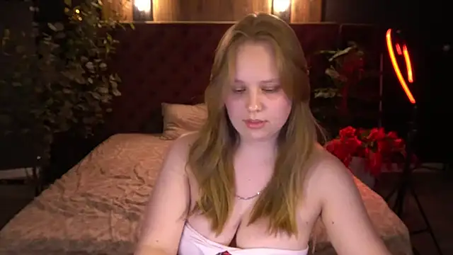 CrystallPaws webcam