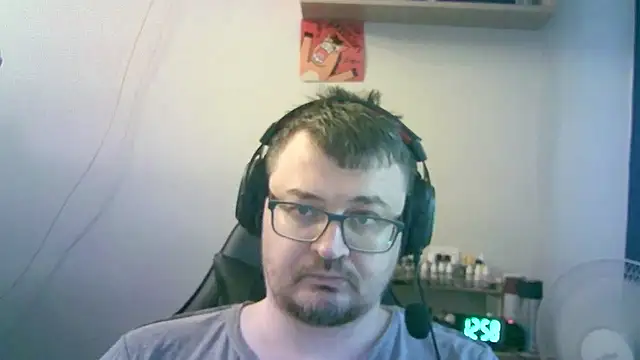 SirAbuser webcam