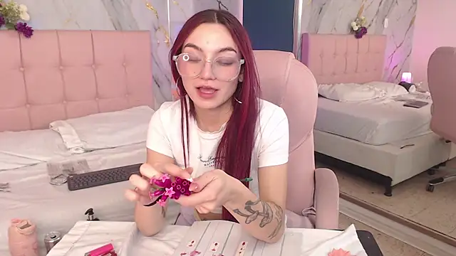 Red_kytty6 webcam