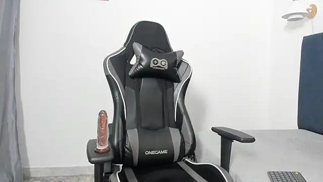 alexx_cum18 webcam