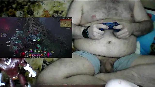 BriTheTopBear webcam