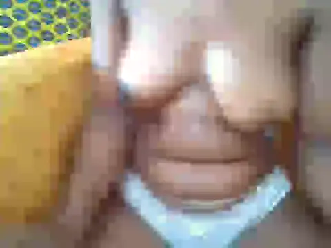 CreampyQueen1 webcam