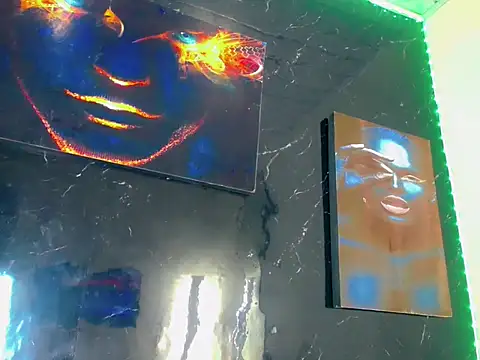 SaramyBigcock webcam