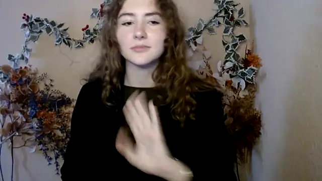 Crimson_Bite webcam