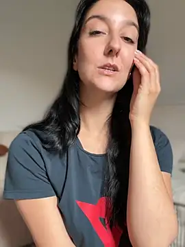 RealJuliette webcam